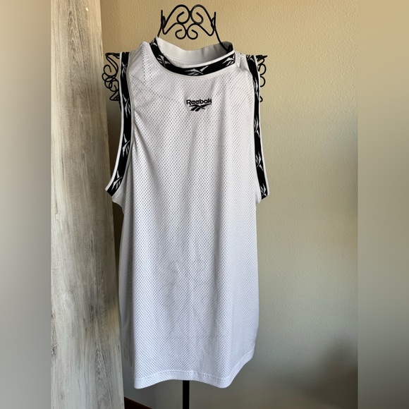 Reebok White Mesh Tank with Black Trim - Picture 1 of 8